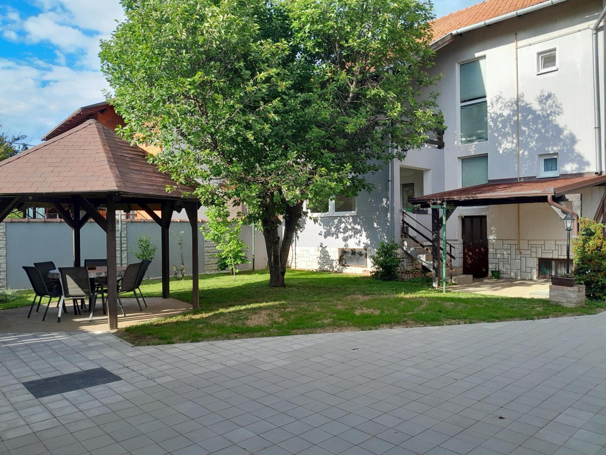 Apartman Kod Dide I Bake Vukovar Extérieur photo